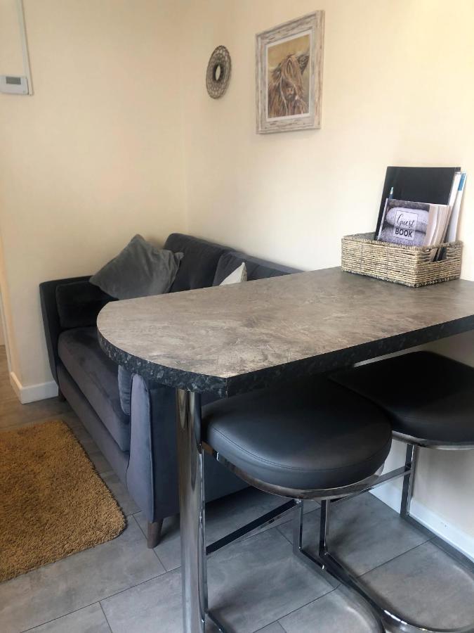 Little Park Holiday Homes Self Catering Cottages 1 & 2 Bedrooms Available Close To Tutbury Castle 외부 사진