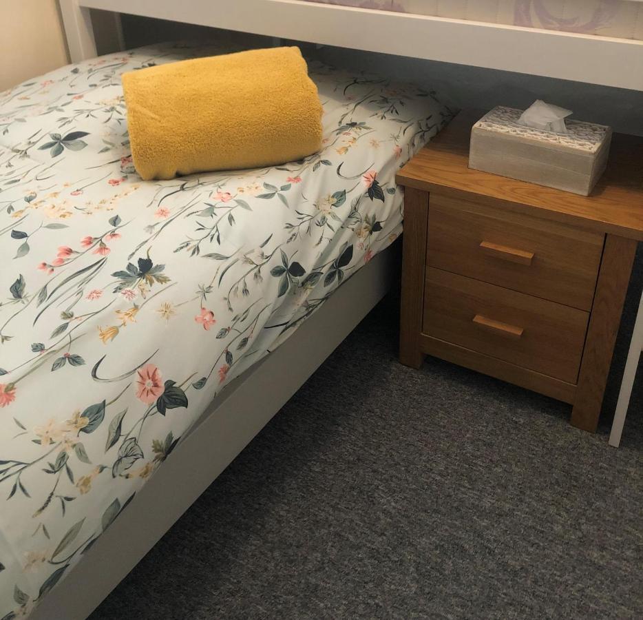 Little Park Holiday Homes Self Catering Cottages 1 & 2 Bedrooms Available Close To Tutbury Castle 외부 사진