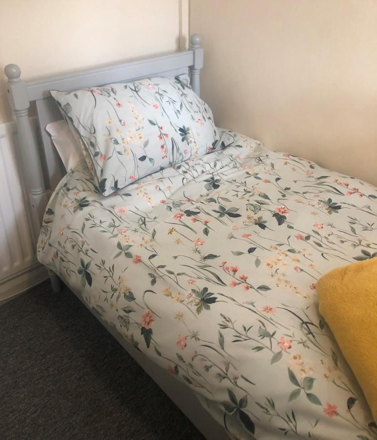 Little Park Holiday Homes Self Catering Cottages 1 & 2 Bedrooms Available Close To Tutbury Castle 외부 사진