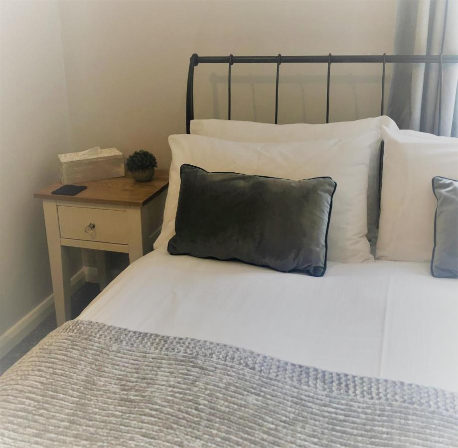 Little Park Holiday Homes Self Catering Cottages 1 & 2 Bedrooms Available Close To Tutbury Castle 외부 사진