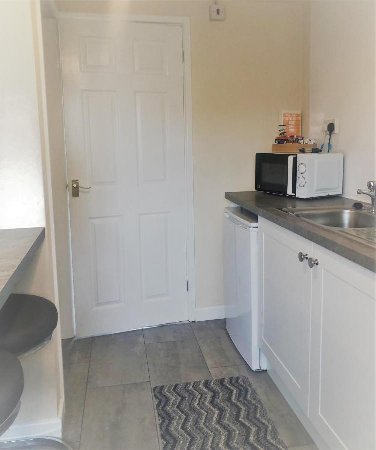 Little Park Holiday Homes Self Catering Cottages 1 & 2 Bedrooms Available Close To Tutbury Castle 외부 사진