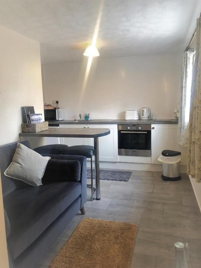 Little Park Holiday Homes Self Catering Cottages 1 & 2 Bedrooms Available Close To Tutbury Castle 외부 사진