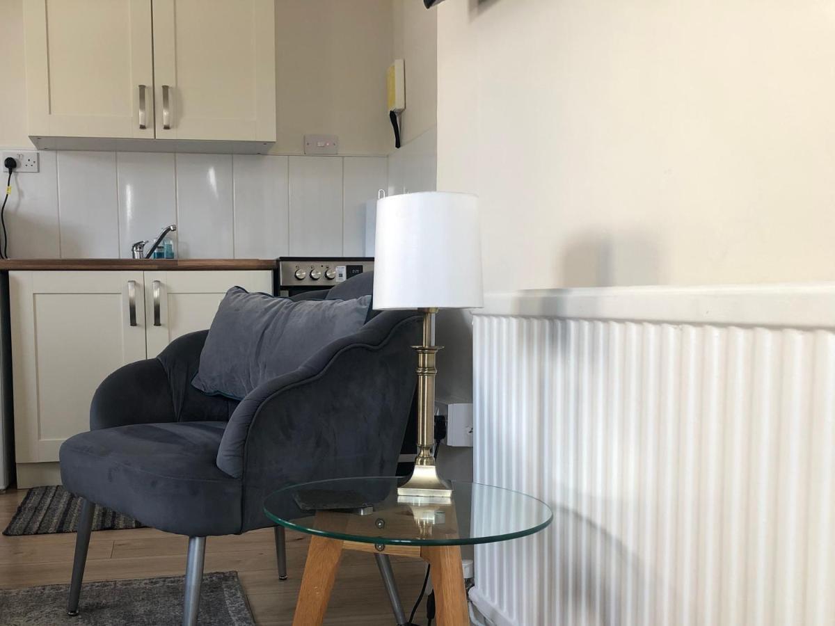 Little Park Holiday Homes Self Catering Cottages 1 & 2 Bedrooms Available Close To Tutbury Castle 외부 사진