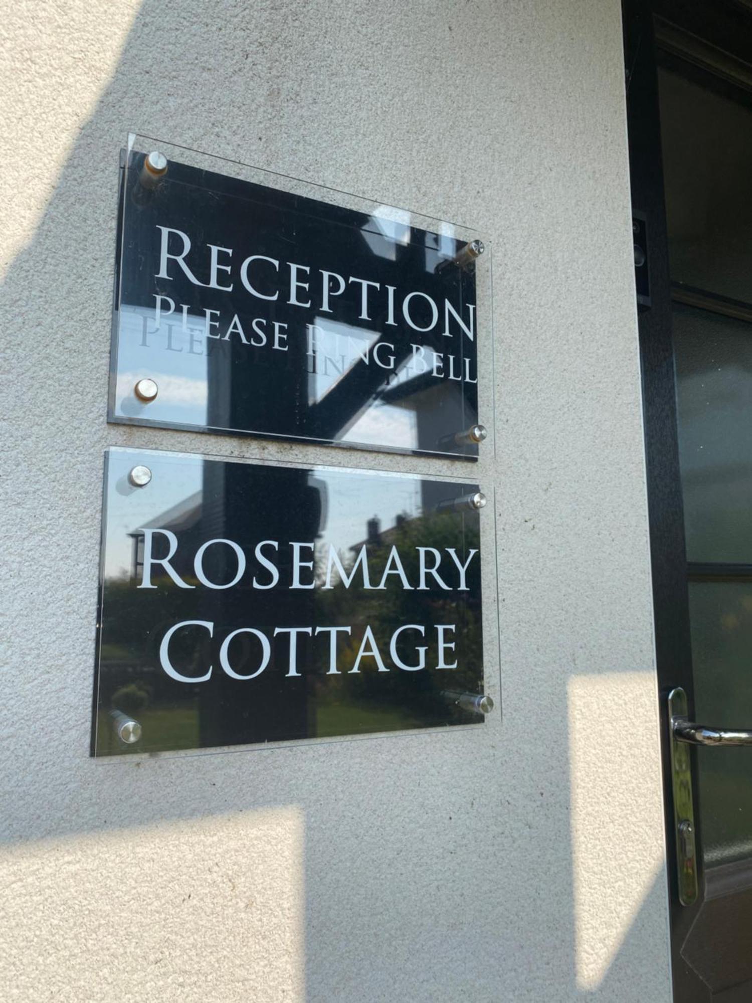 Little Park Holiday Homes Self Catering Cottages 1 & 2 Bedrooms Available Close To Tutbury Castle 외부 사진