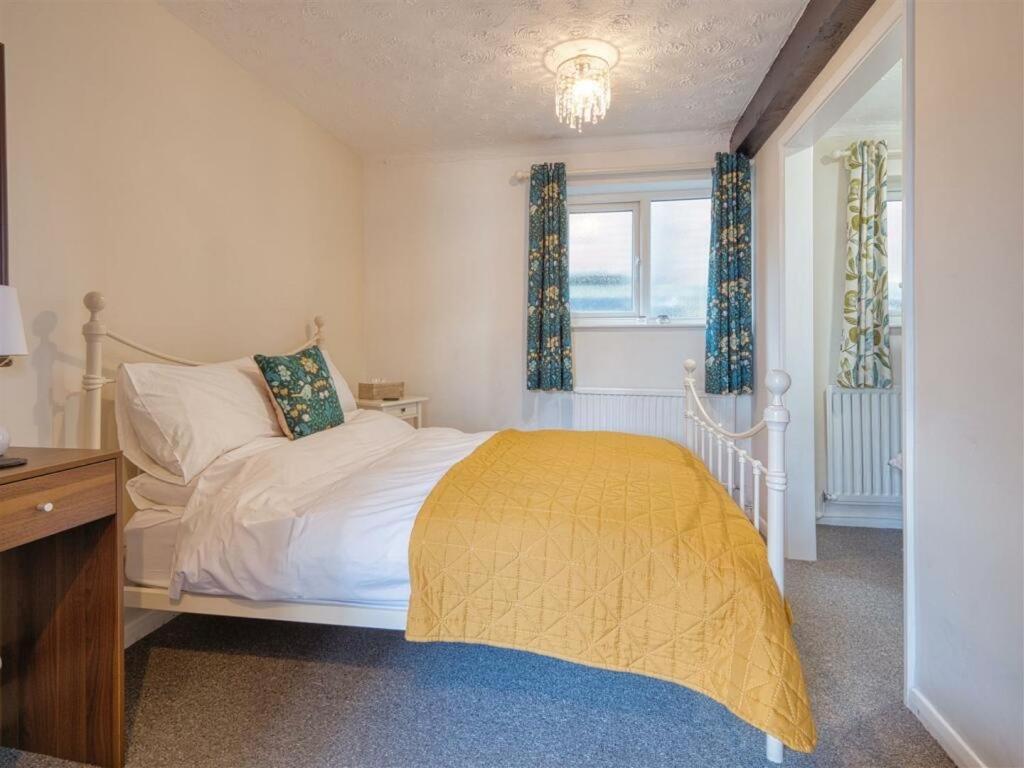 Little Park Holiday Homes Self Catering Cottages 1 & 2 Bedrooms Available Close To Tutbury Castle 외부 사진
