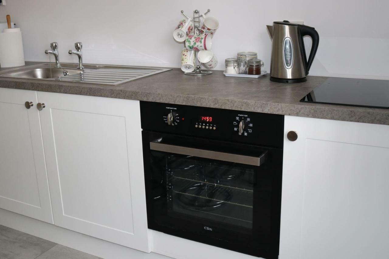 Little Park Holiday Homes Self Catering Cottages 1 & 2 Bedrooms Available Close To Tutbury Castle 외부 사진
